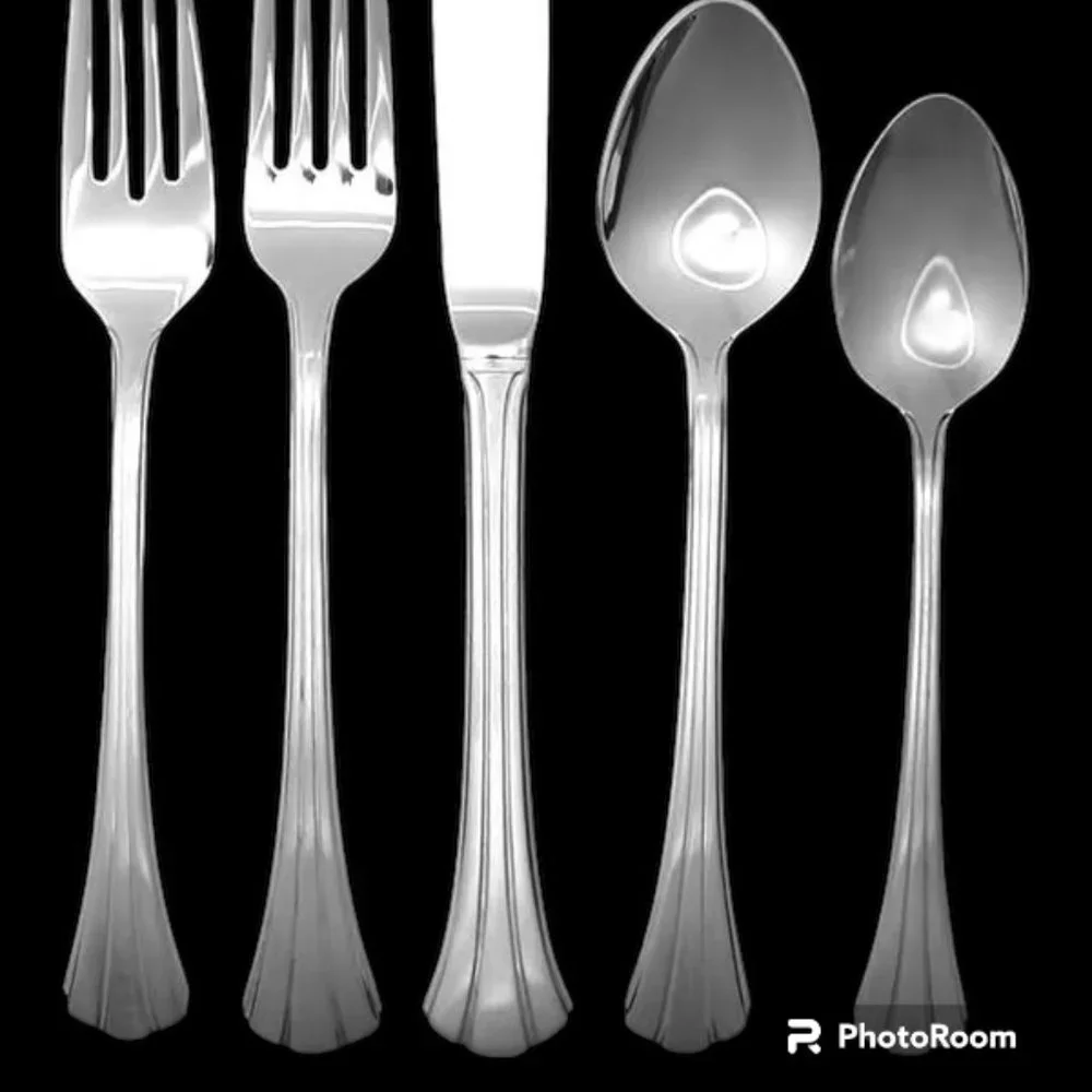 New in wrappers Kirk Stieff Lenox Satin Flutes 5 Pc place setting